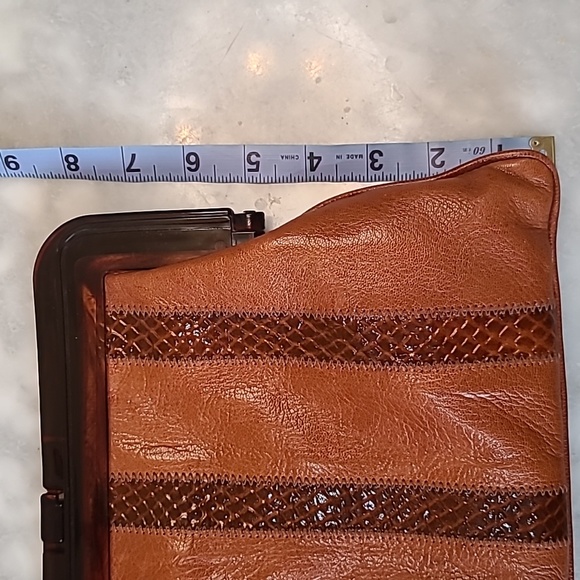 Vintage 70s Leather Clutch EUC - Picture 7 of 7